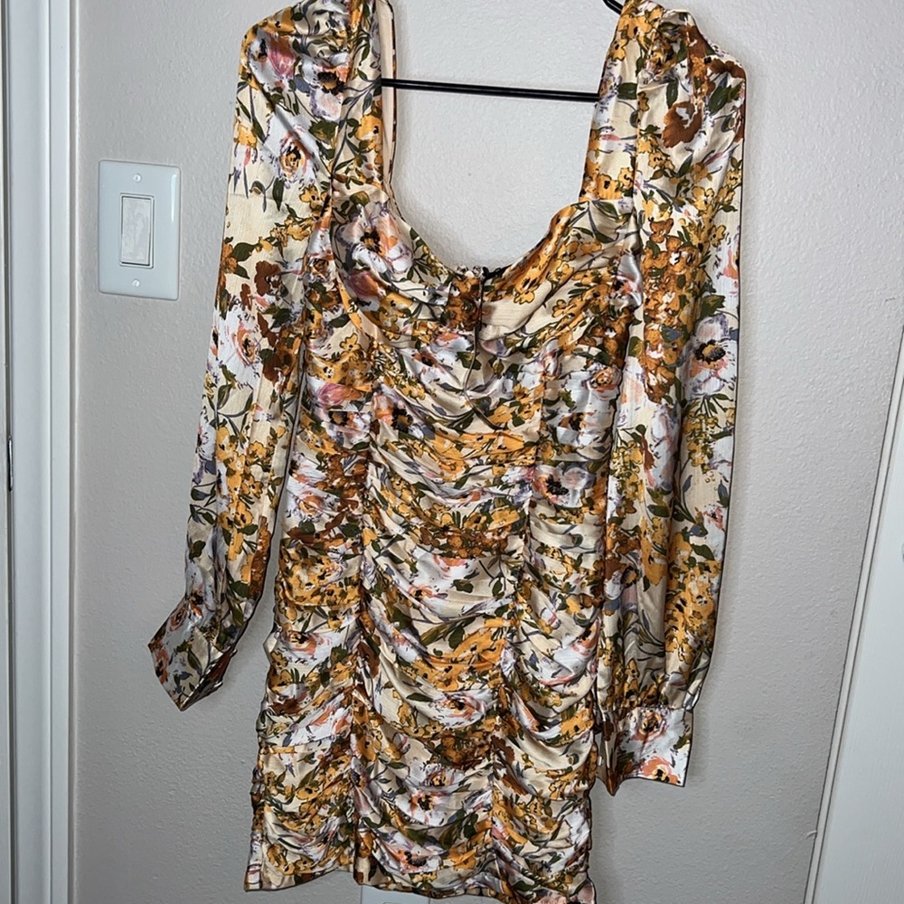 NASTY GAL FLORAL MINI DRESS - Picture 3 of 5